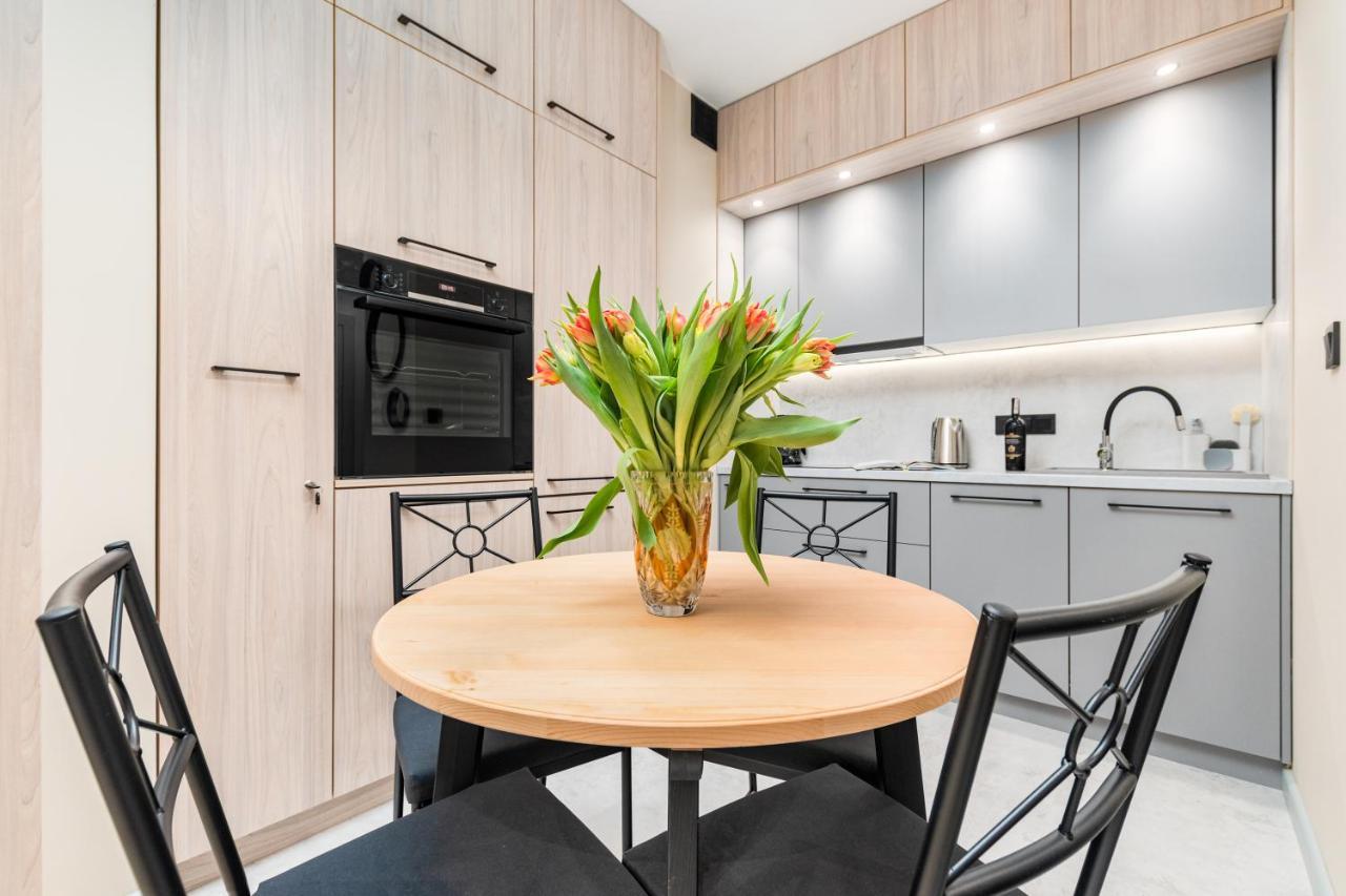 Bg Premium Apartments Mennica Residence Варшава Экстерьер фото