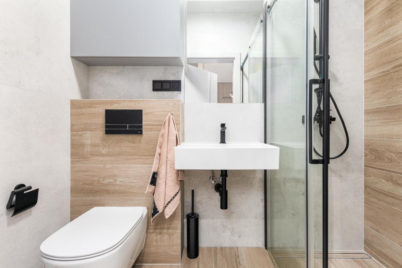 Bg Premium Apartments Mennica Residence Варшава Экстерьер фото